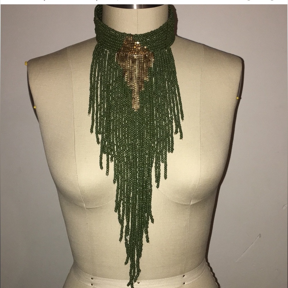 Olive green and gold beaded statement necklace! Excellent condition!